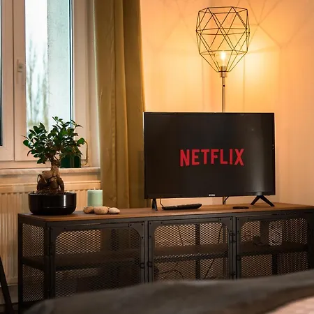 Apartment mit Industriecharme/ Netflix + WIFI&zentrumsnah Chemnitz Exterior foto