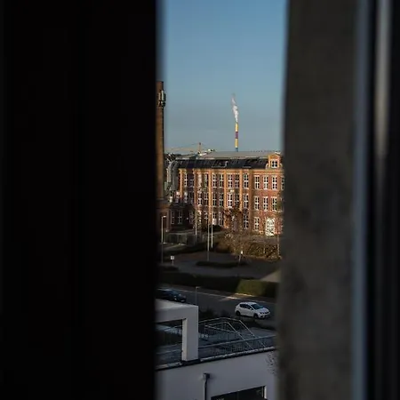 Apartment mit Industriecharme/ Netflix + WIFI&zentrumsnah Chemnitz Exterior foto
