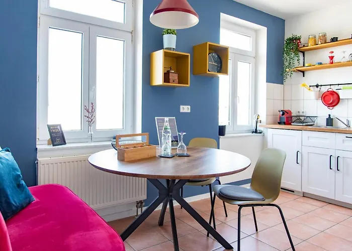 Apartment mit Industriecharme/ Netflix + WIFI&zentrumsnah
